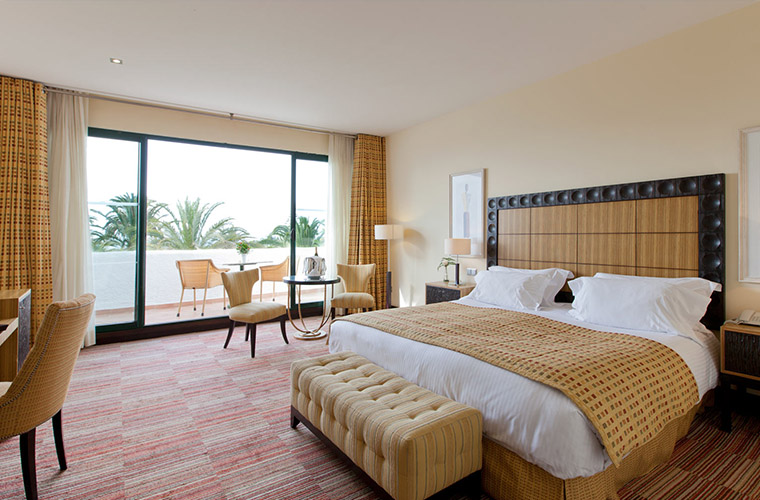 Los Monteos Resort Room