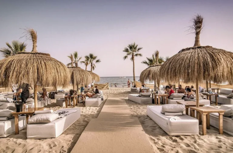 1650x1086 Summer Padel Camp Marbella 30 beach club