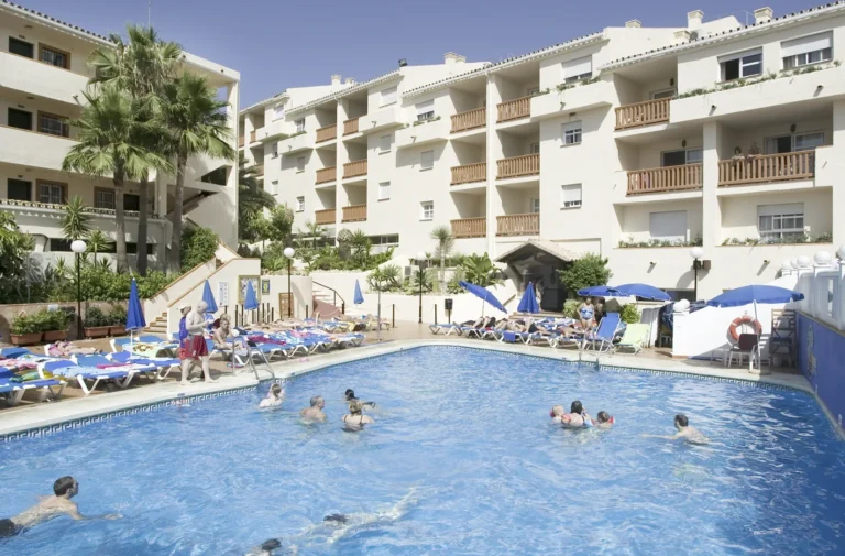 1650x1086 Summer Padel Camp Marbella - Apart-hotel 05